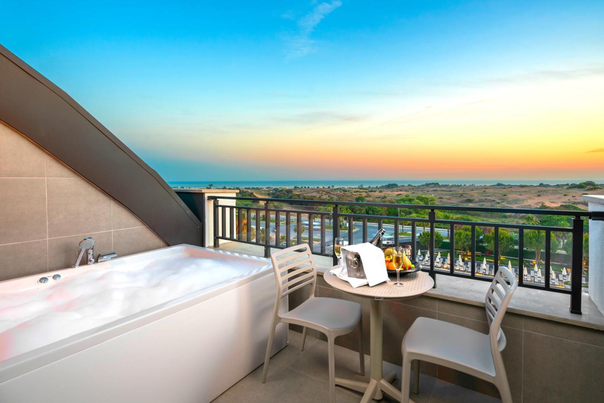 Vox Maris Resort Сиде Екстериор снимка